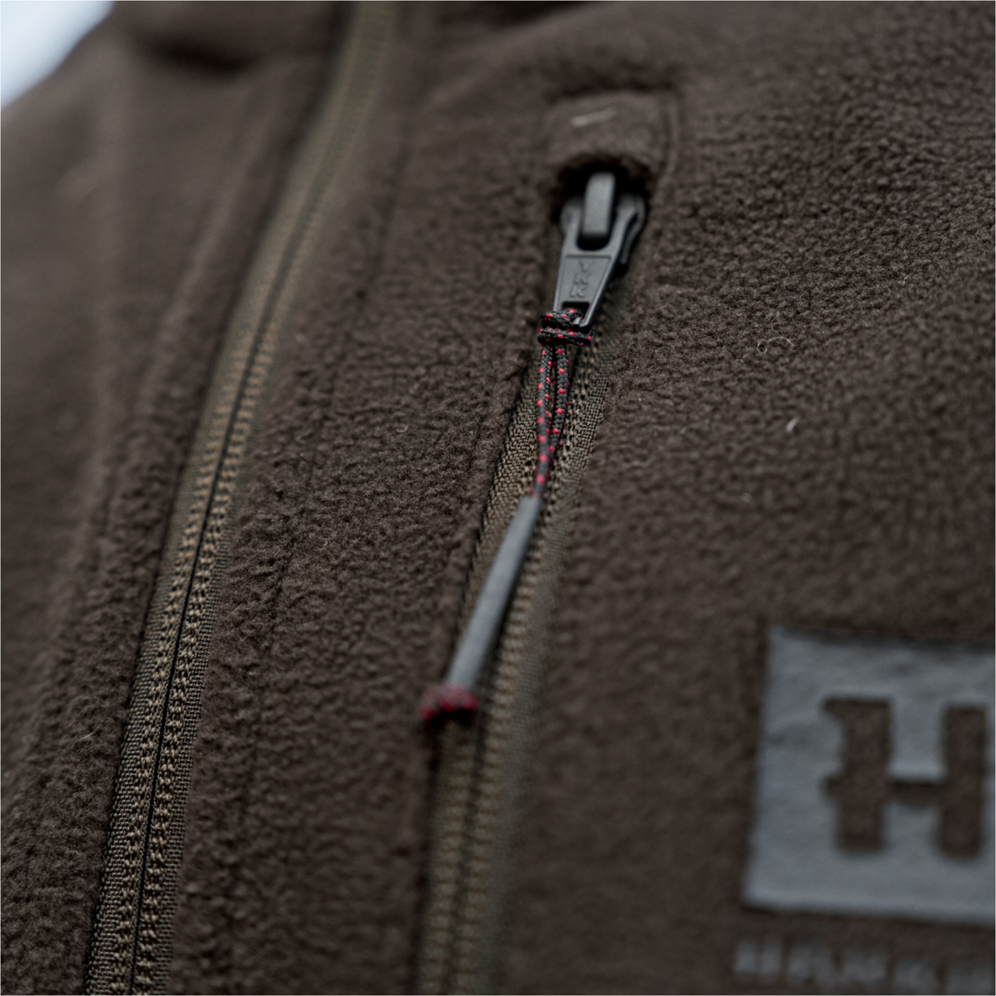 2025 Harkila Heren Aspire Fleece Vest 1062800440 - Shadow Brown